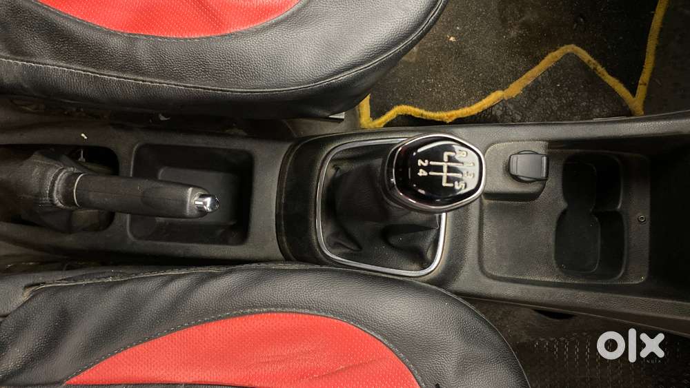 Renault Kwid 1.0 Rxt (o), 2018, Petrol