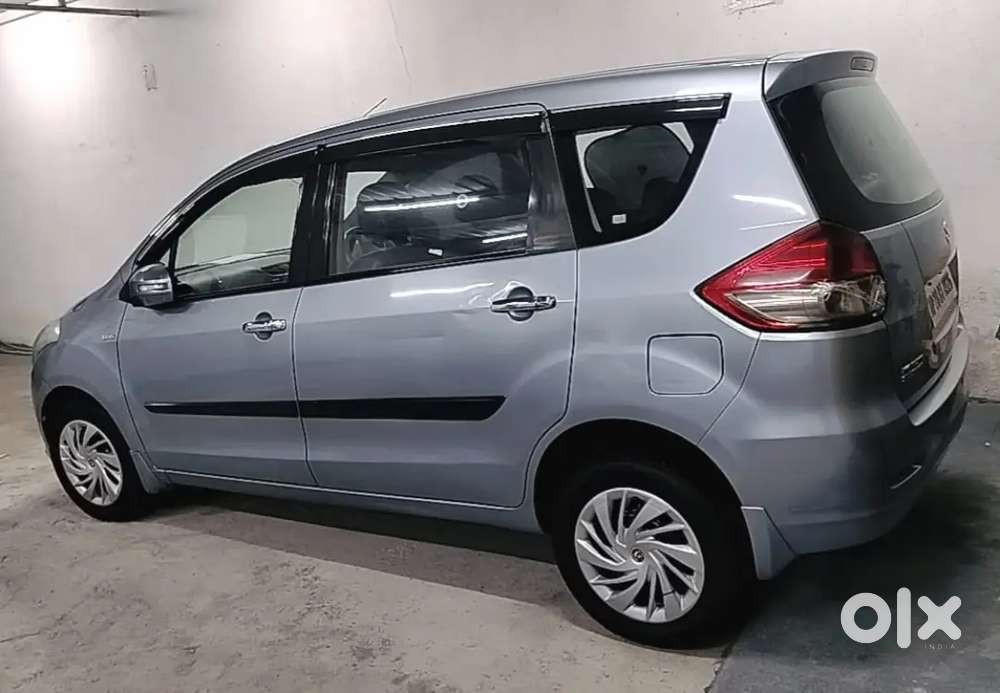 Ertiga Vdi October 2012 Model Is Very Good Condition Show Room Record