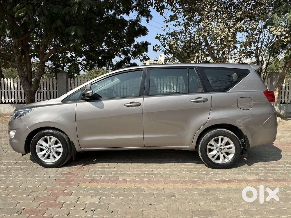 Toyota Innova Crysta 2.8 Gx At 8 Seater, 2019, Diesel