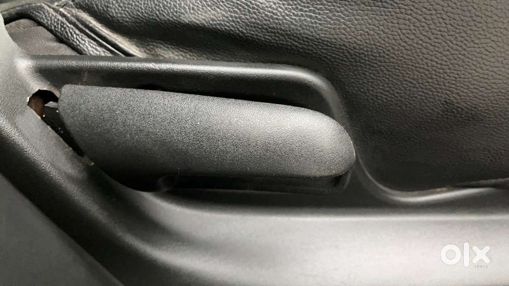 Maruti Suzuki Swift Vxi, 2015, Petrol