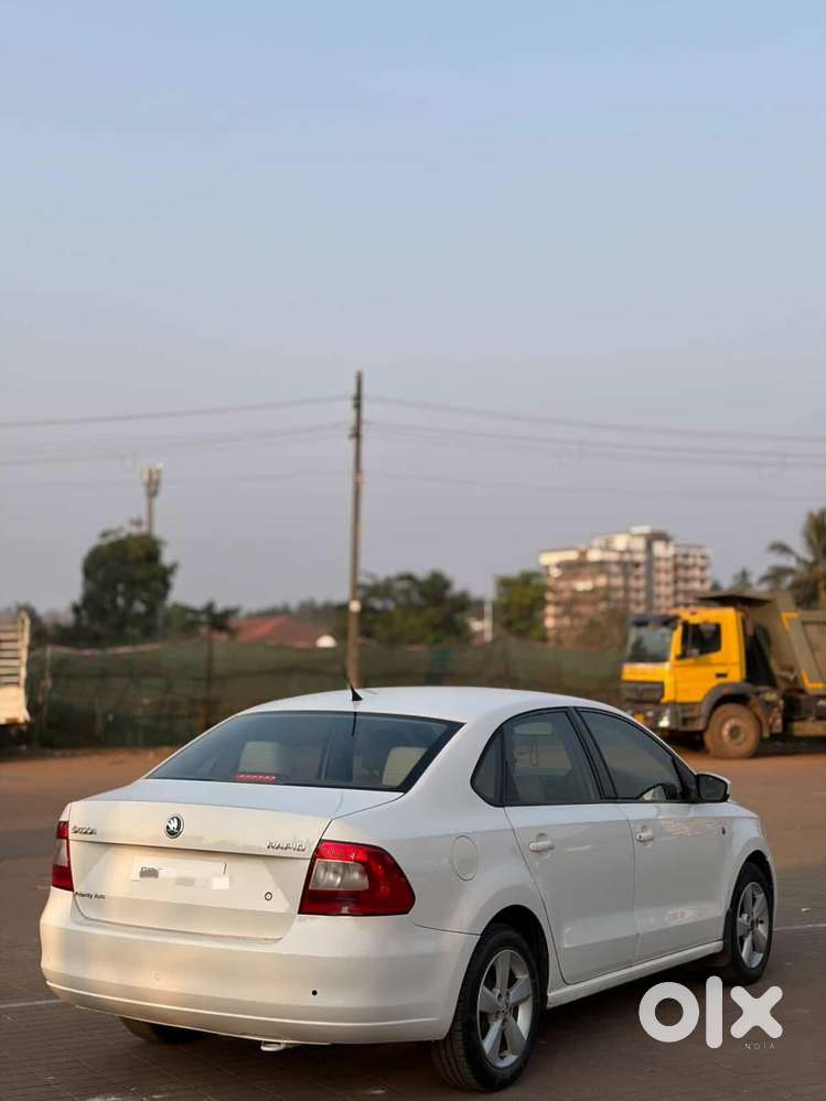 Skoda Rapid 2013-2016 1.6 Mpi At Elegance, 2015, Petrol
