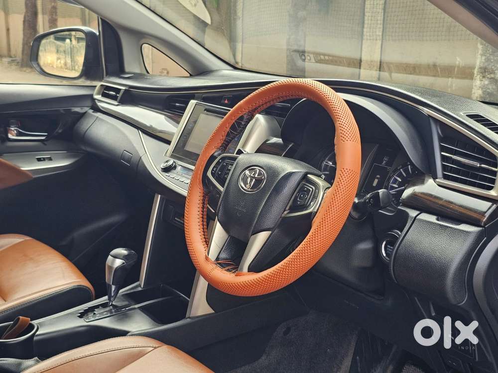 Toyota Innova Crysta 2.8z Automatic, 2017, Diesel