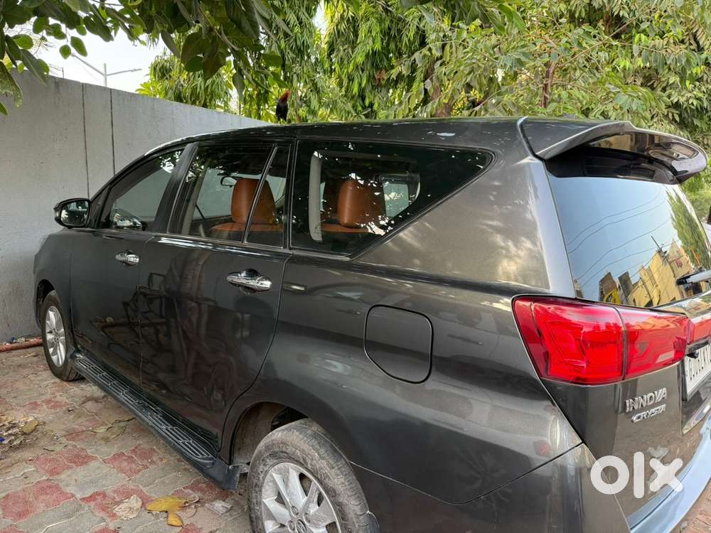 Toyota Innova Crysta 2018 Km Driven