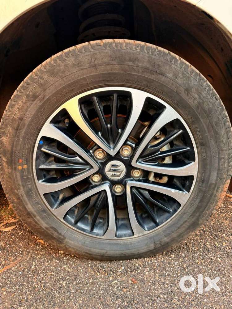 Maruti Suzuki Ertiga Vxi Shvs, 2025, Petrol