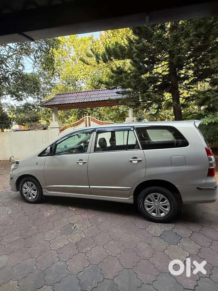 Toyota Innova Diesel 2015