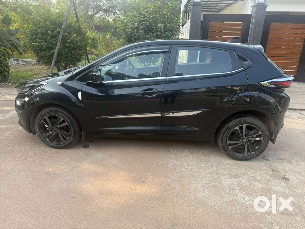 Tata Altroz Xza Dark 2024