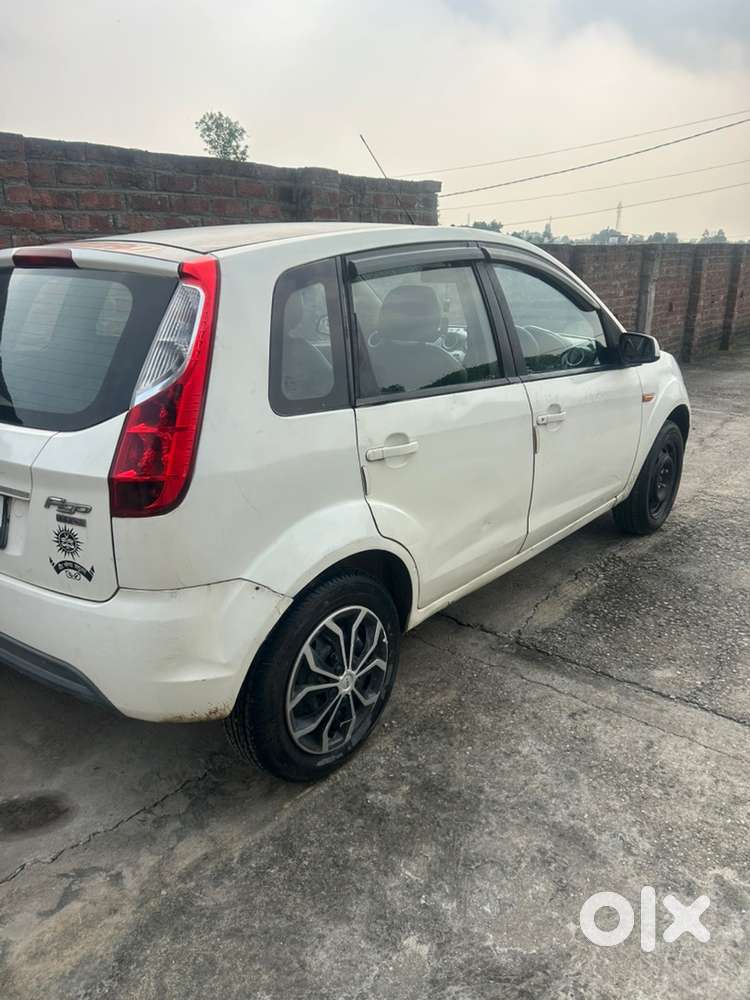 Ford Figo Petrol 2012