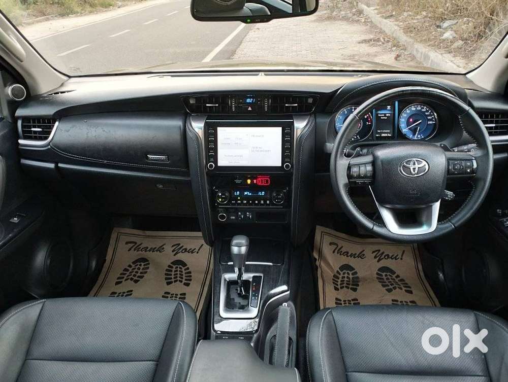 Toyota Fortuner 4x2 At 2.7 Petrol, 2025, Petrol