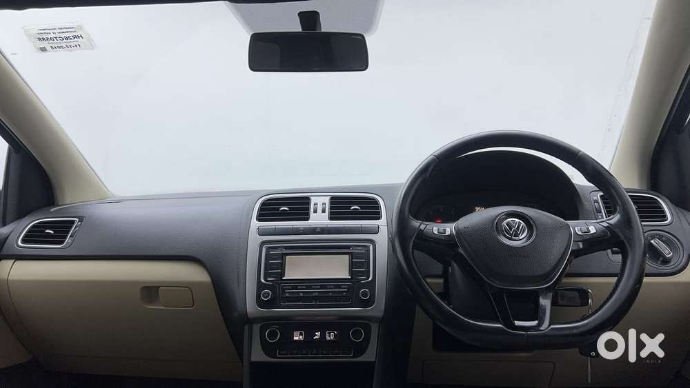 Volkswagen Polo 2009-2013 Petrol Highline 1.2l, 2015, Petrol