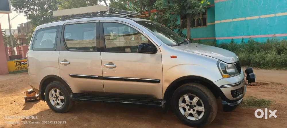 Mahindra Xylo 2013