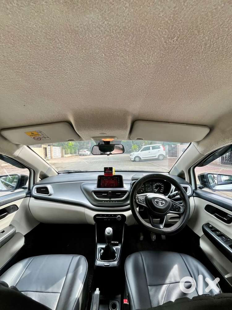 Tata Altroz 1.2 Xt, 2022, Cng & Hybrids