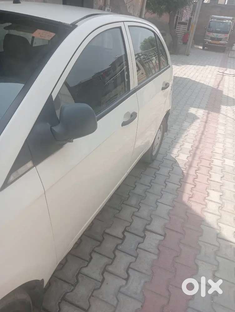 Tata Indica Vista 2013  Engine Di Gurranty Ac Heater Power Stering