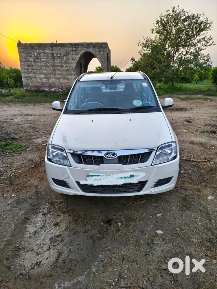 Mahindra Electric Everito 2022