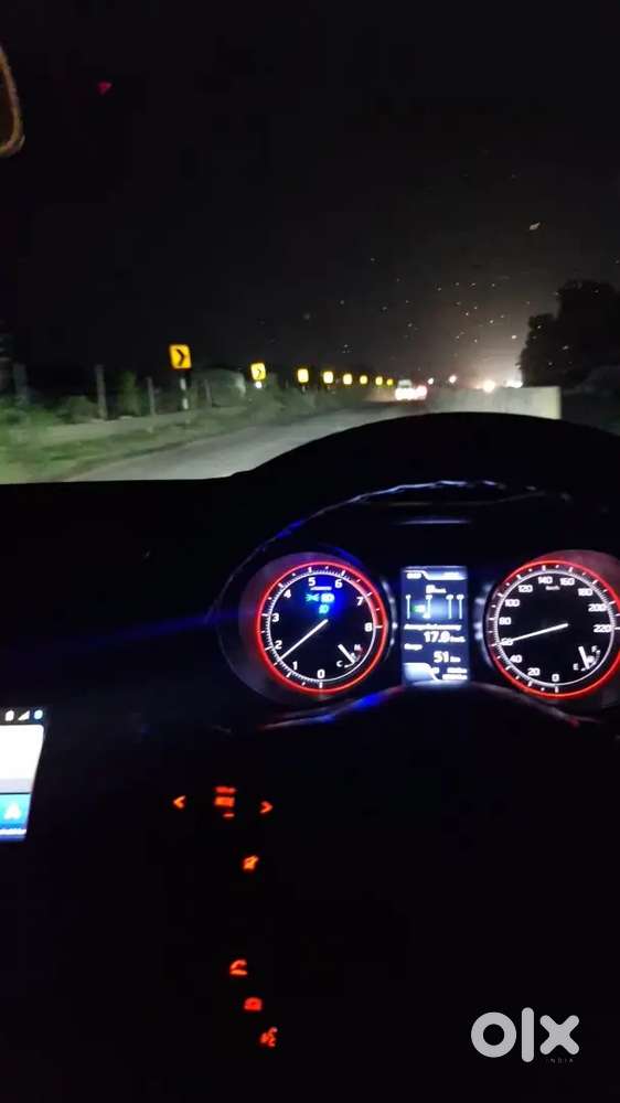 Maruti Suzuki Swift Zxi+ Petrol +cng