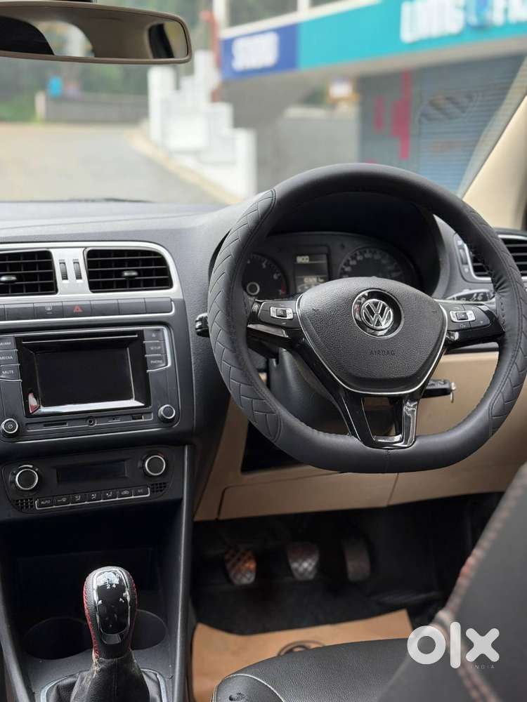 Vw Polo 1.2 (mpi Highline)  For Sale Urgent