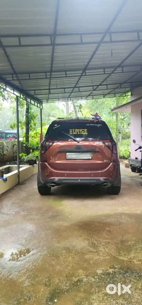 Mahindra Xuv500 2.2 W7 2019 Model