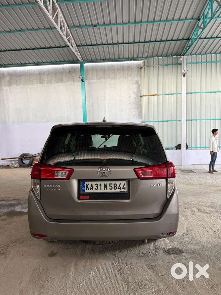 Toyota Innova Crysta Diesel Well Maintained