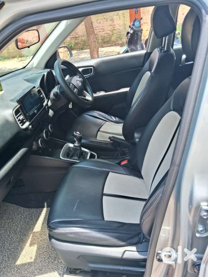 Hyundai Venue 1.0 Sx Turbo Imt Dual Tone Sport, 2019, Petrol