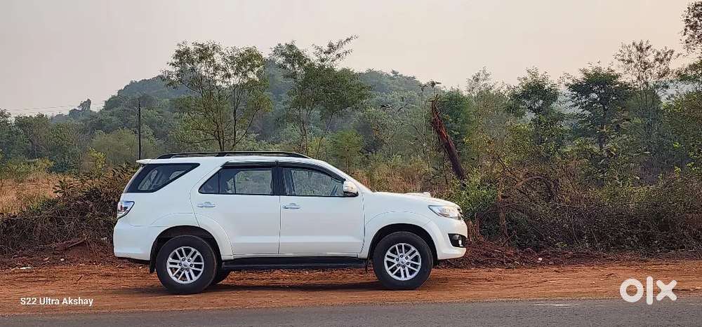 Toyota Fortuner 2013 Diesel Comapany  Maintained