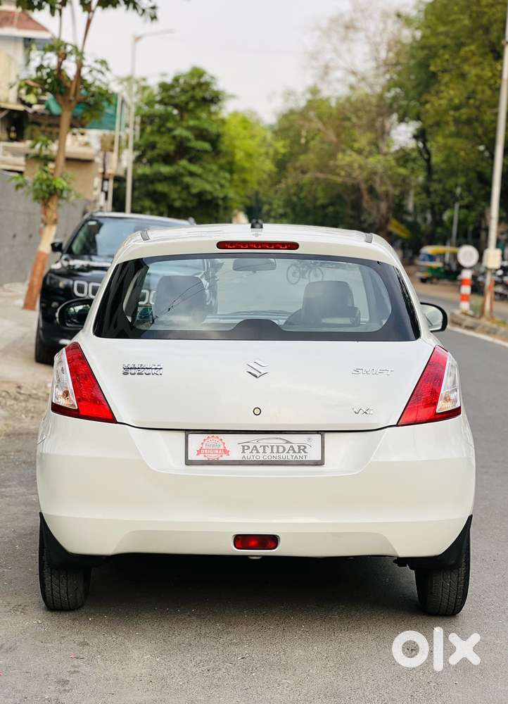 Maruti Suzuki Swift 1.2 Vxi (o), 2014, Petrol