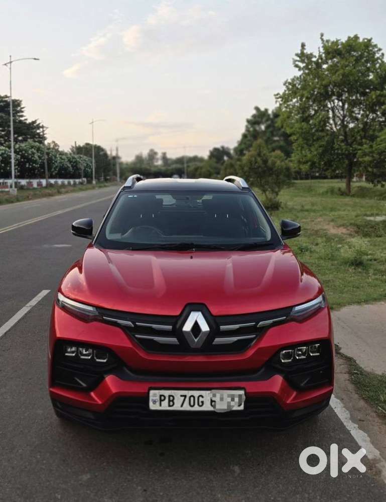 Renault Triber 1.0 Rxz Dual Tone, 2021, Petrol