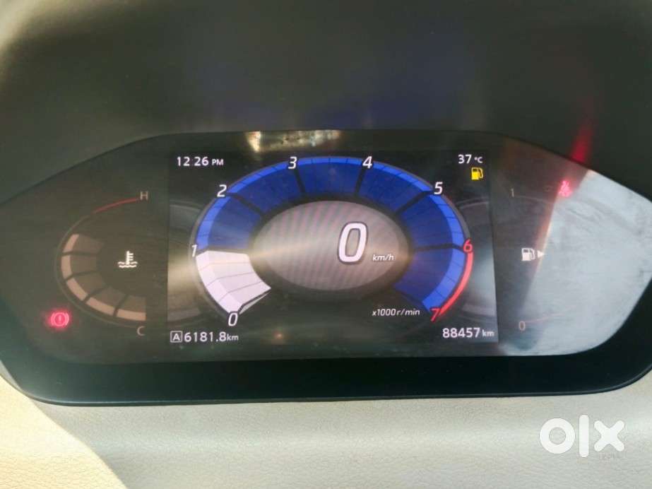 Nissan Magnite 1.0 Xv, 2022, Petrol