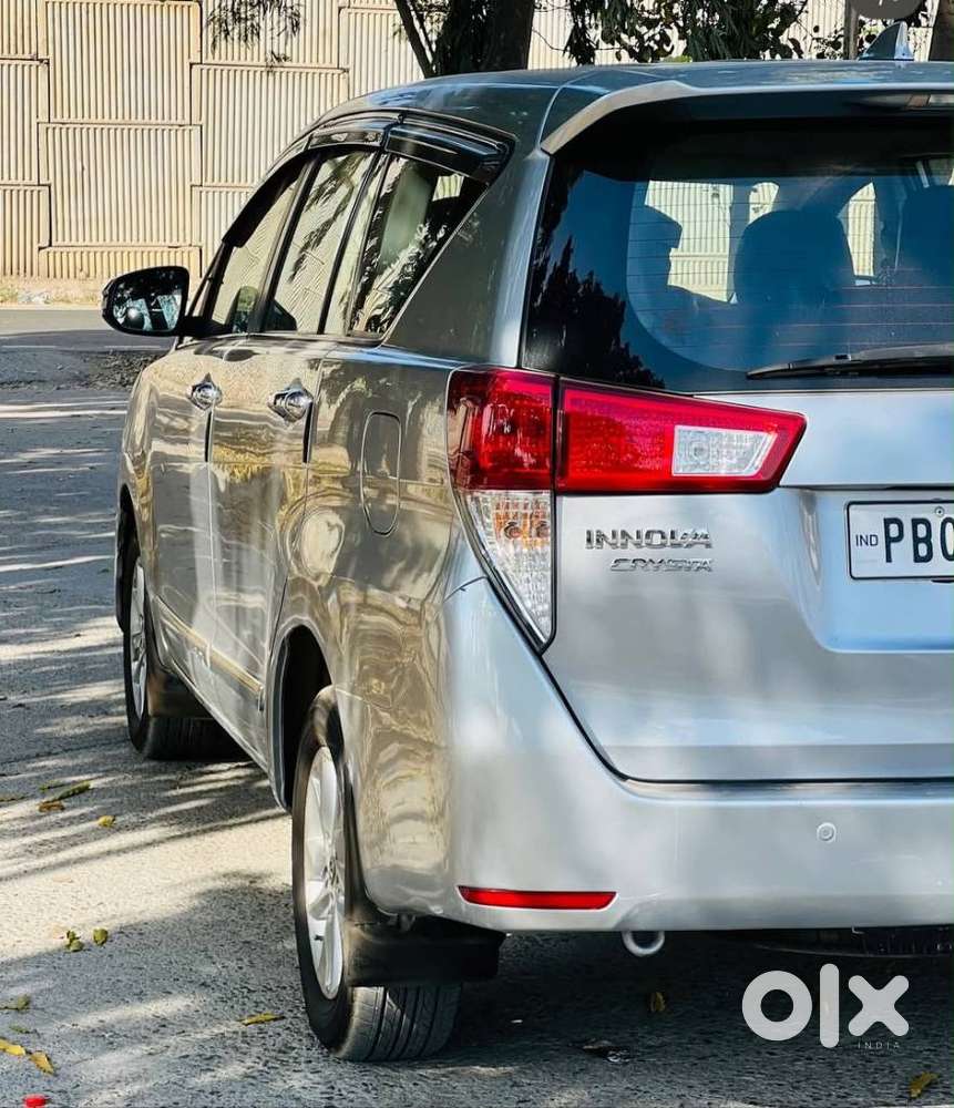 Toyota Innova Crysta 2.4 G Mt, 2018, Diesel