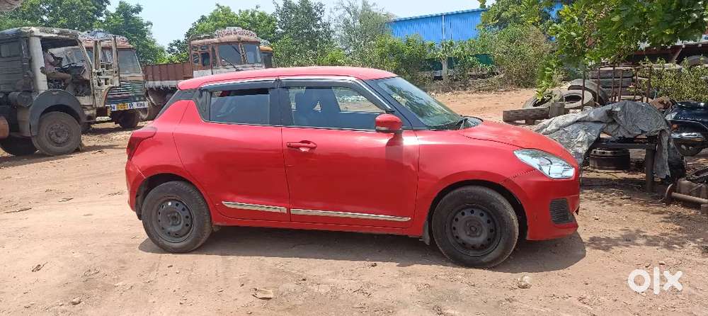 Maruti Suzuki Swift 2022 Petrol 110000 Km Driven