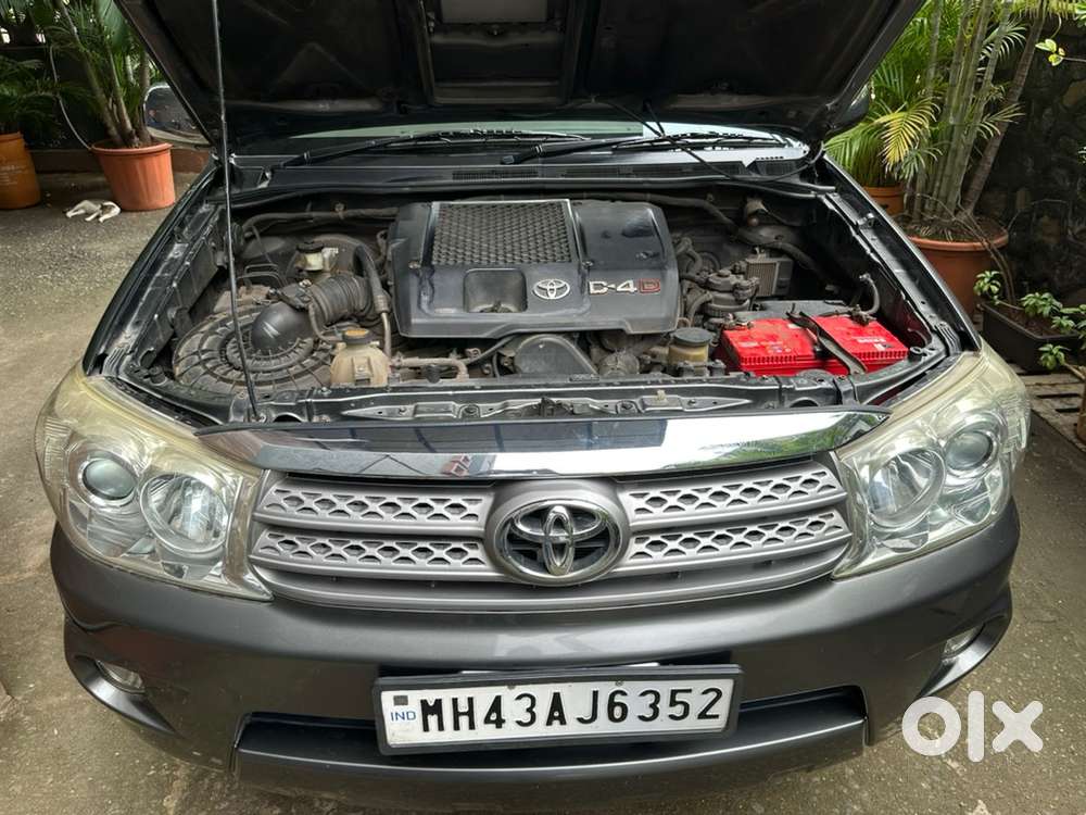 Toyota Fortuner 2011 Diesel Manual