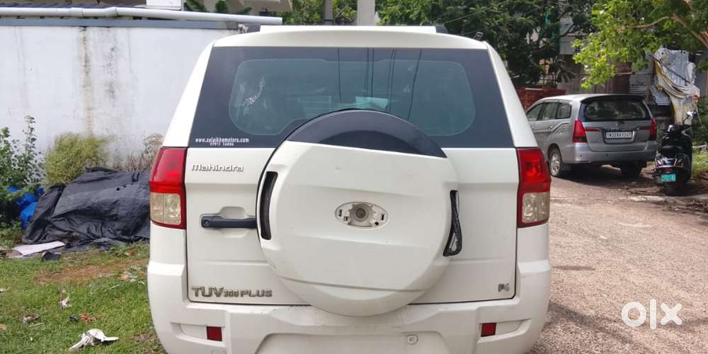 Mahindra Tuv 300 Plus 2019