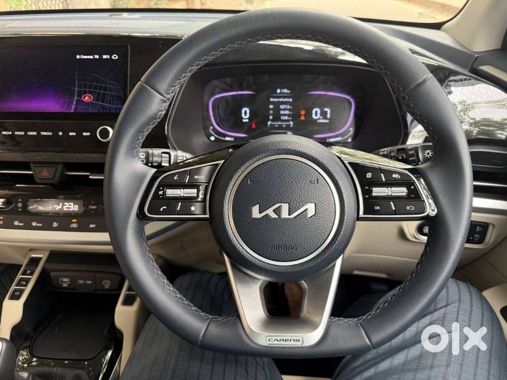Kia Carens 2023 Diesel 9700 Km Driven