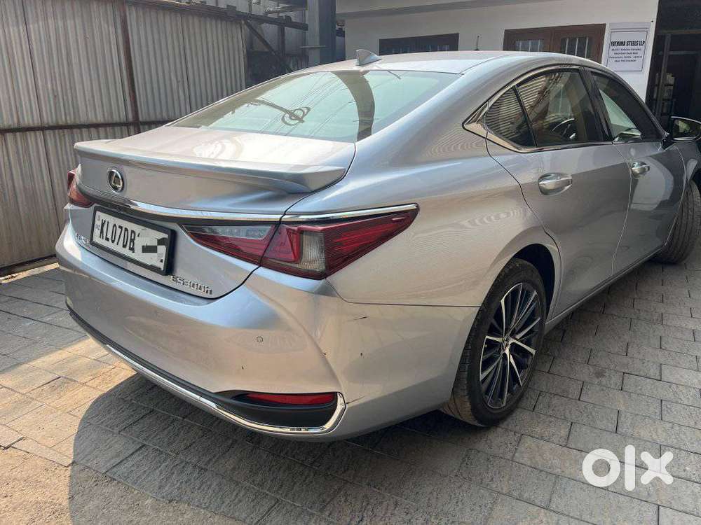 Lexus Es 300h, 2023, Petrol