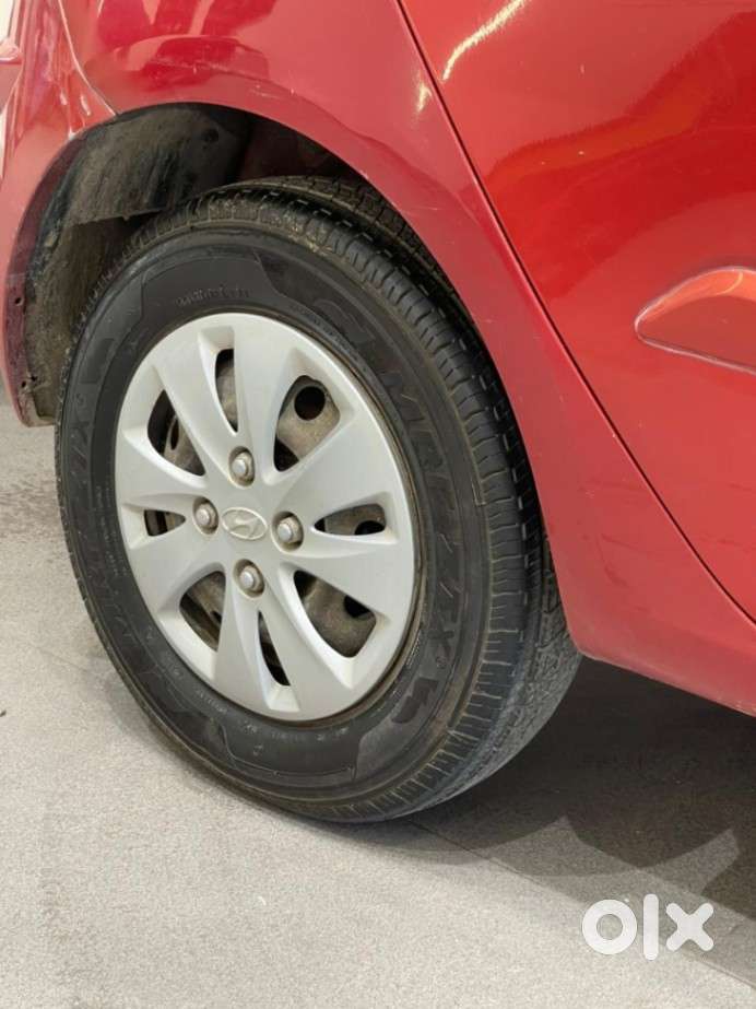 Hyundai I10 Sportz, 2013, Petrol