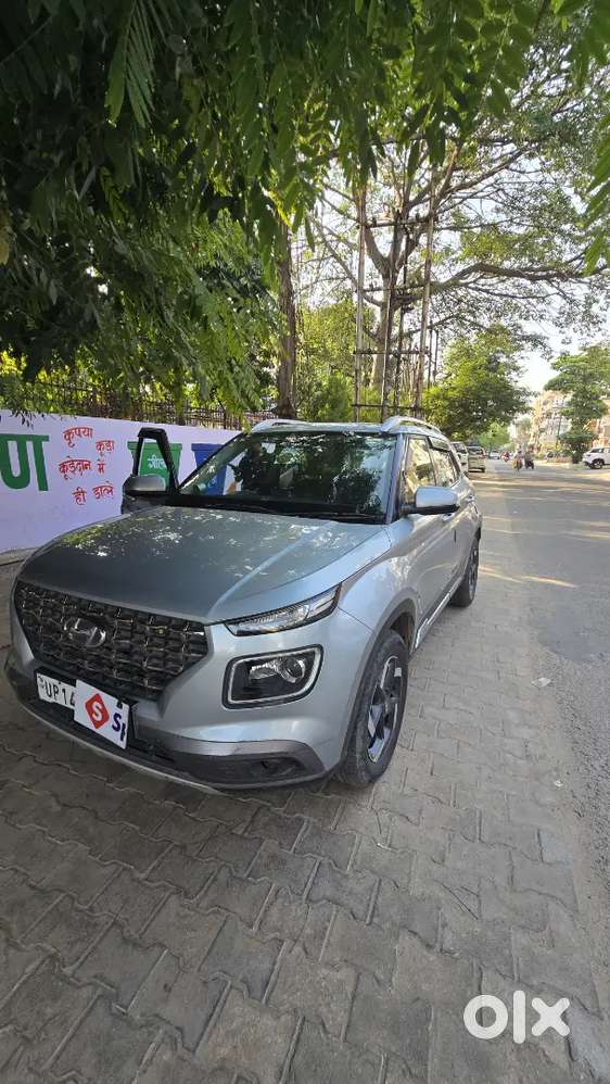 Hyundai Venue Diesel Manual 2019
