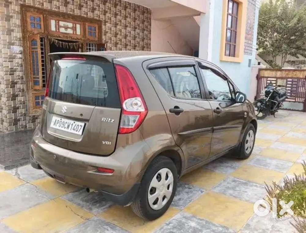 Maruti Suzuki Ritz 2012 Diesel 80000 Km Driven