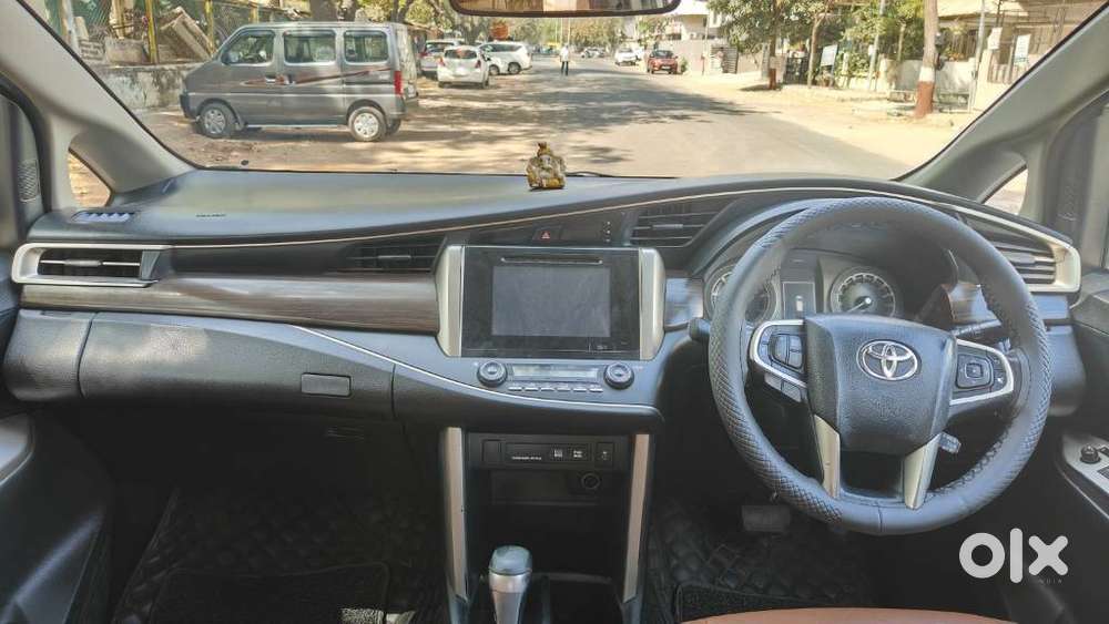 Toyota Innova Crysta 2.8z Automatic, 2007, Diesel