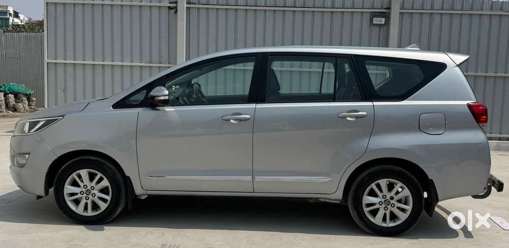 Toyota Innova Crysta