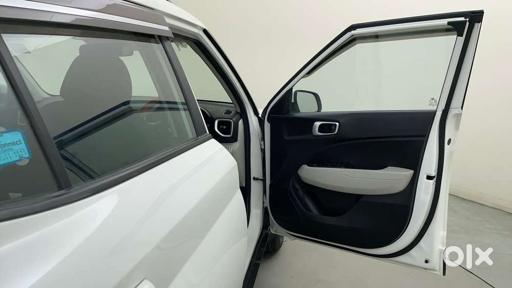 Hyundai Venue [2022-ongoing] 1.5 Crdi Sx, 2023, Diesel
