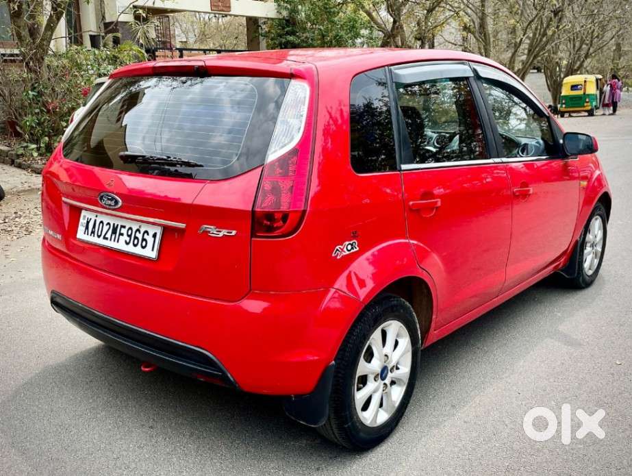 Ford Figo 1.2p Titanium Opt Mt, 2011, Petrol