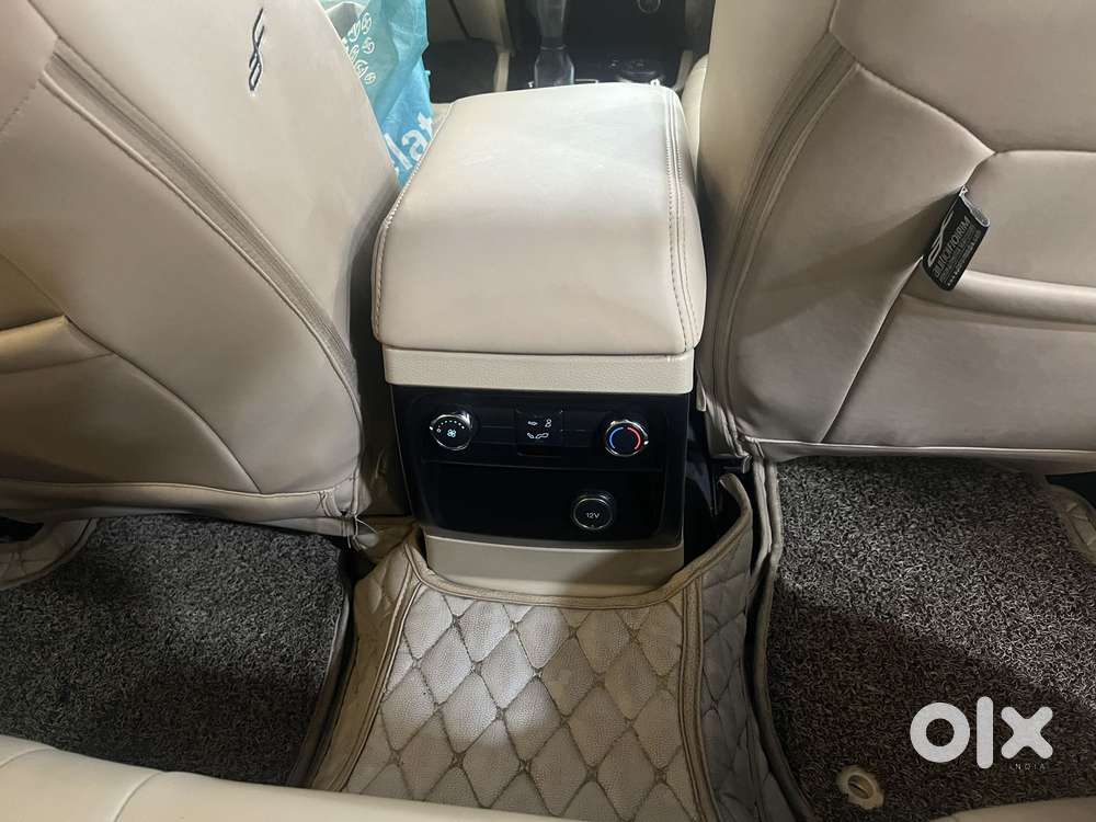 Ford Endeavour 3.2 Titanium At 4x4, 2017, Diesel