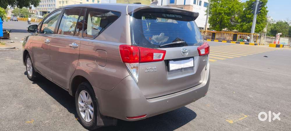 Toyota Innova Crysta 2.4 V 8 Str, 2017, Diesel