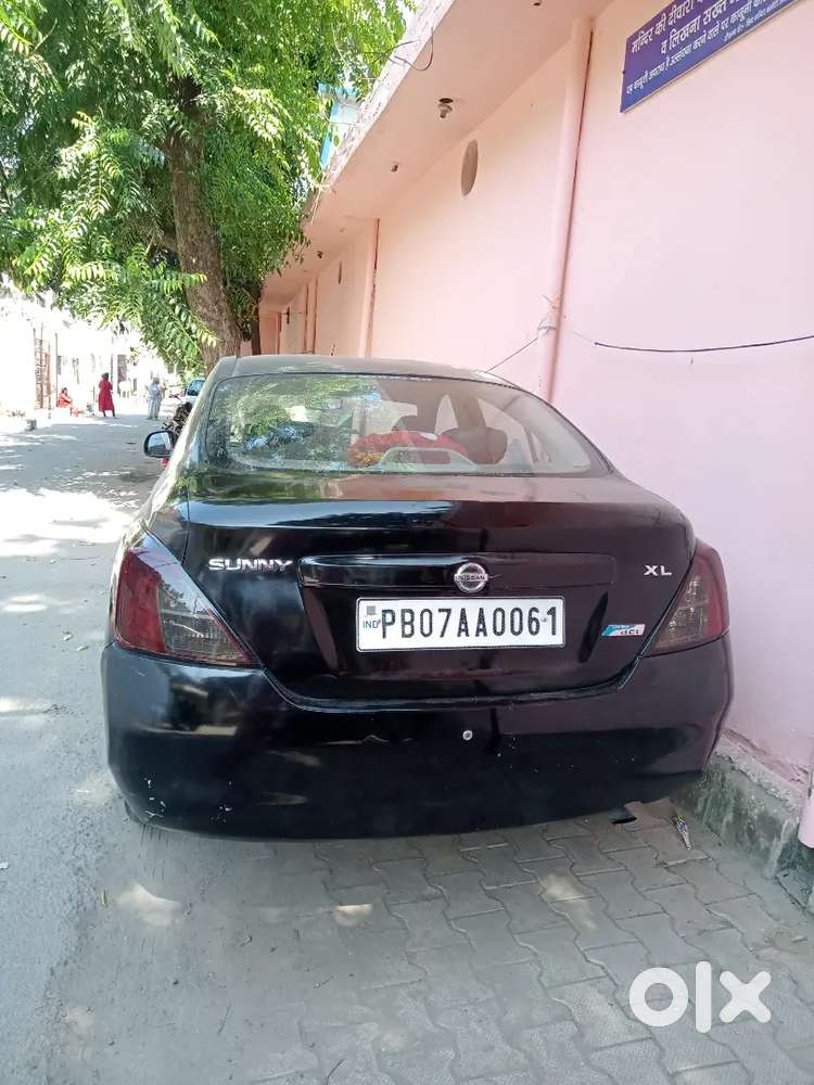 Nissan Sunny 2012 Diesel 85000 Km Driven