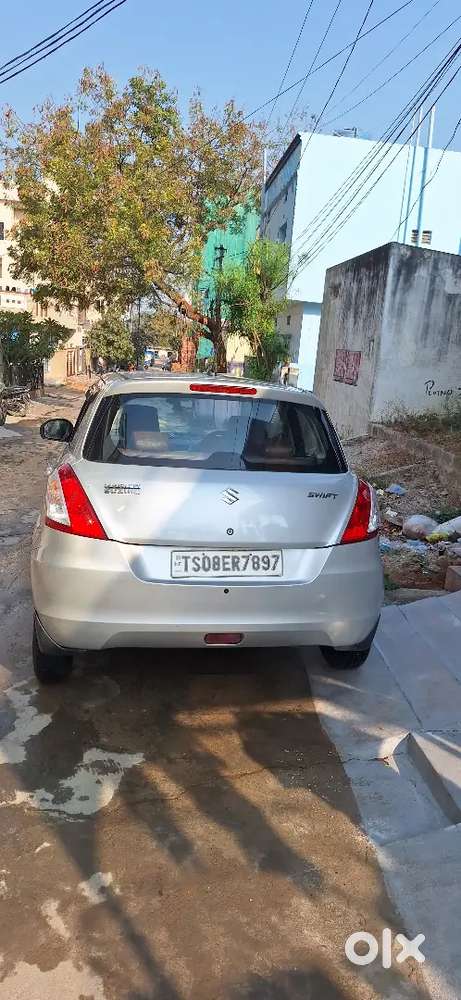 Maruti Suzuki Swift 2016 Diesel 103400 Km Driven Showroom Track