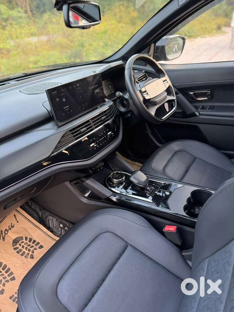 Tata Safari Accomplished X Plus 7 Str Dark Edition, 2024, Diesel