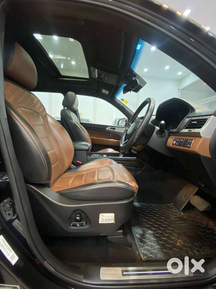Mahindra Alturas G4 4wd At, 2019, Diesel