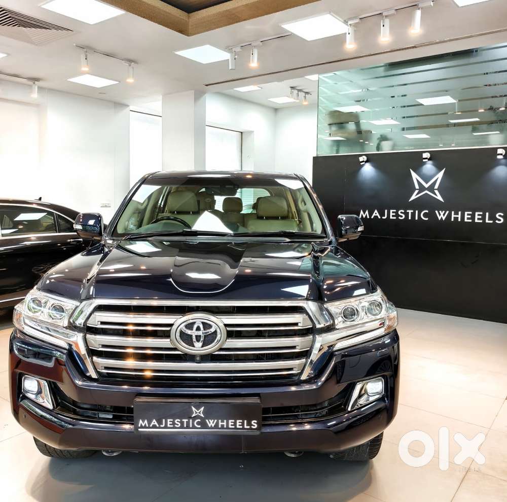 Toyota Land Cruiser [2015-2020] 4.5 Vx Lc 200, 2019, Diesel