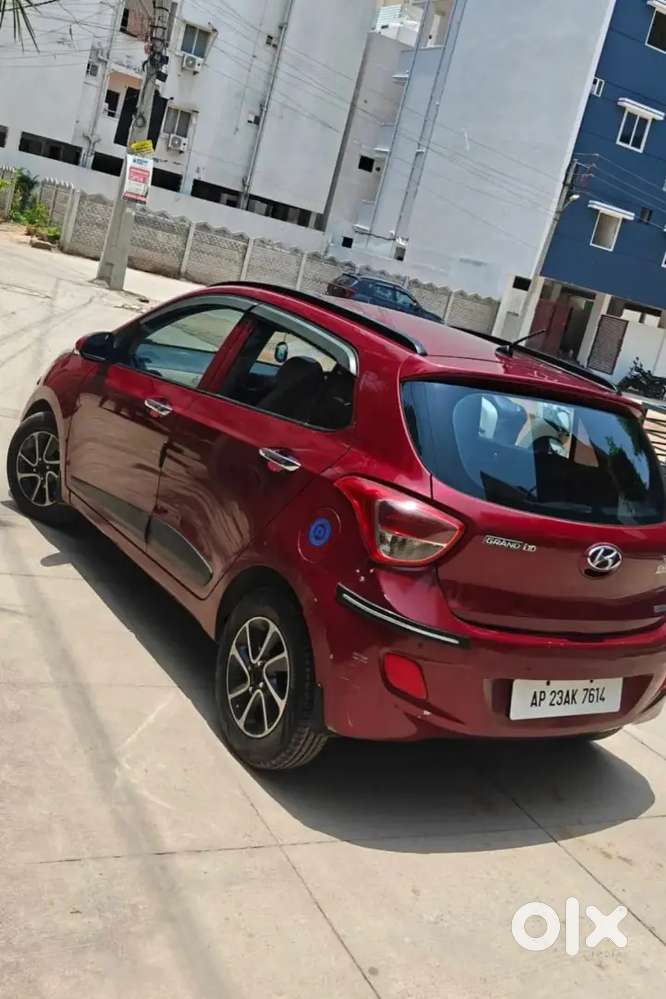 Hyundai I10 Sportz 2013 Petrol