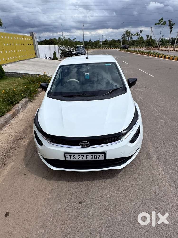 Tata Altroz 1.2 Xe Plus Petrol, 2022, Petrol