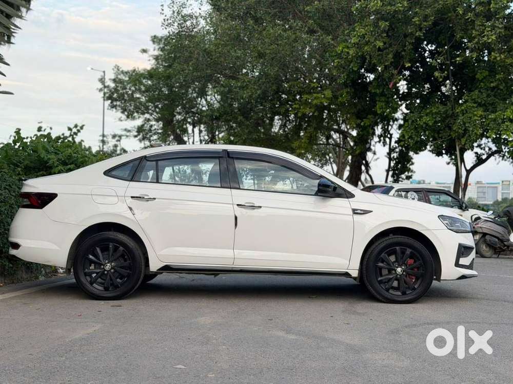 Skoda Slavia Anniversary Edition 1.5l Tsi Dsg, 2025, Petrol