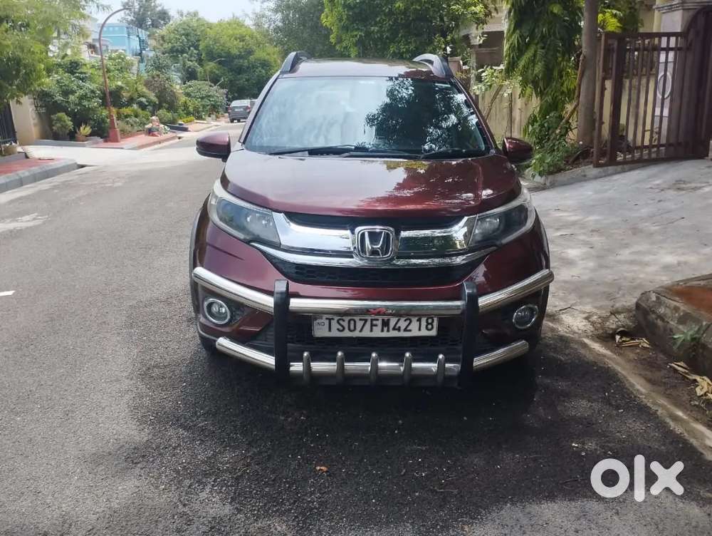 Honda Br-v 2016 Petrol 12500 Km Driven